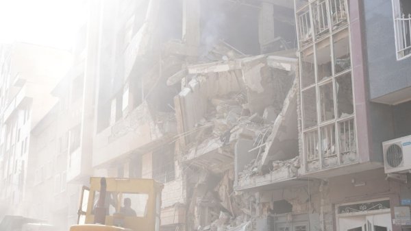 正规配资平台官方 以色列多地遭伊朗导弹袭击 已致4死多伤